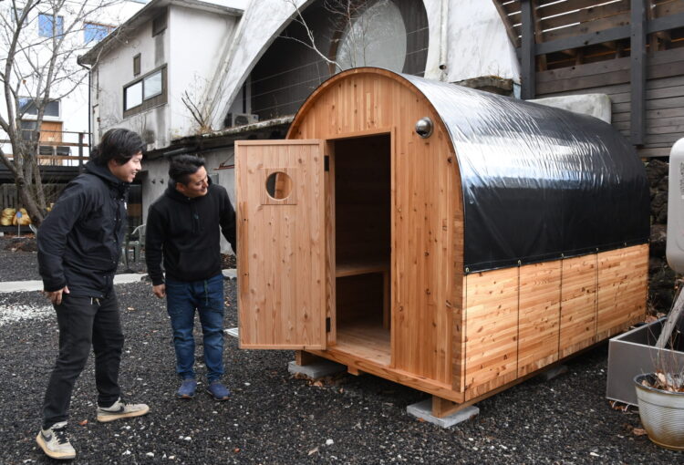 手軽な「プライベートサウナ」を開発　自宅庭にも設置可能　長野県産カラマツ製