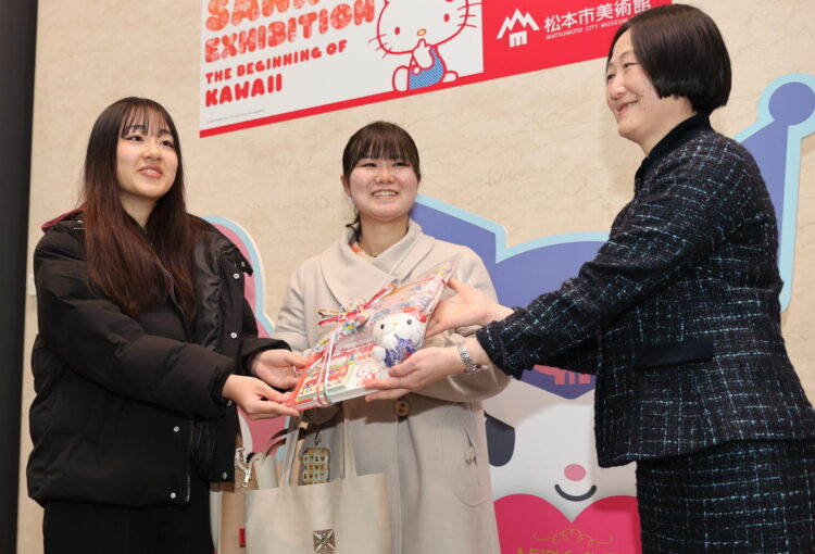 「サンリオ展」来場者3万人に　松本市美術館で3月29日まで