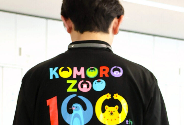 小諸市動物園、開園100年　記念ポロシャツでPR